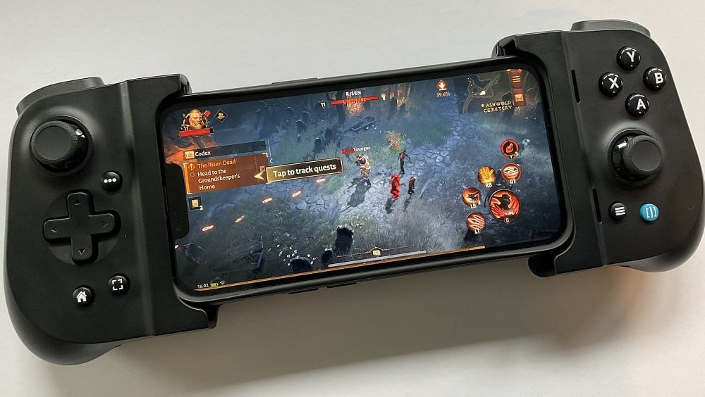 Mobile Game Controller for iPhone