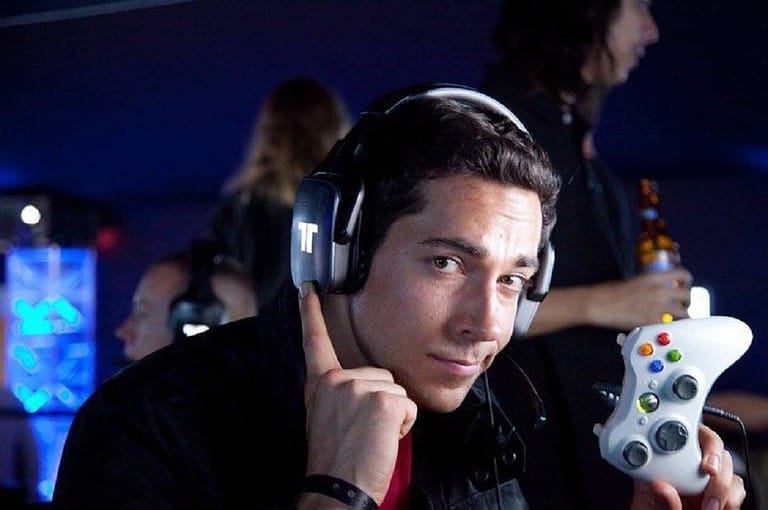 The Best of Celebrity Gamers: TOP 7 Gaming Enthusiasts